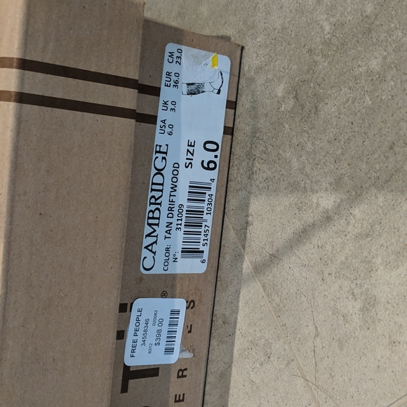 Bed | STU boots - Picture 6 of 9